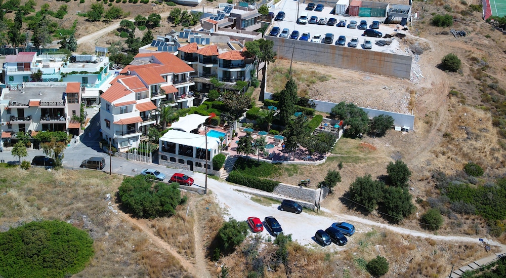 Eva Mare Apartments 64/75