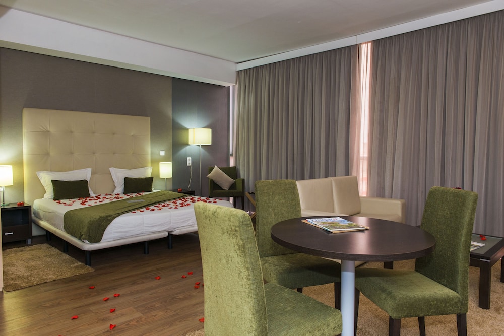 Hotel Santiago 28/62