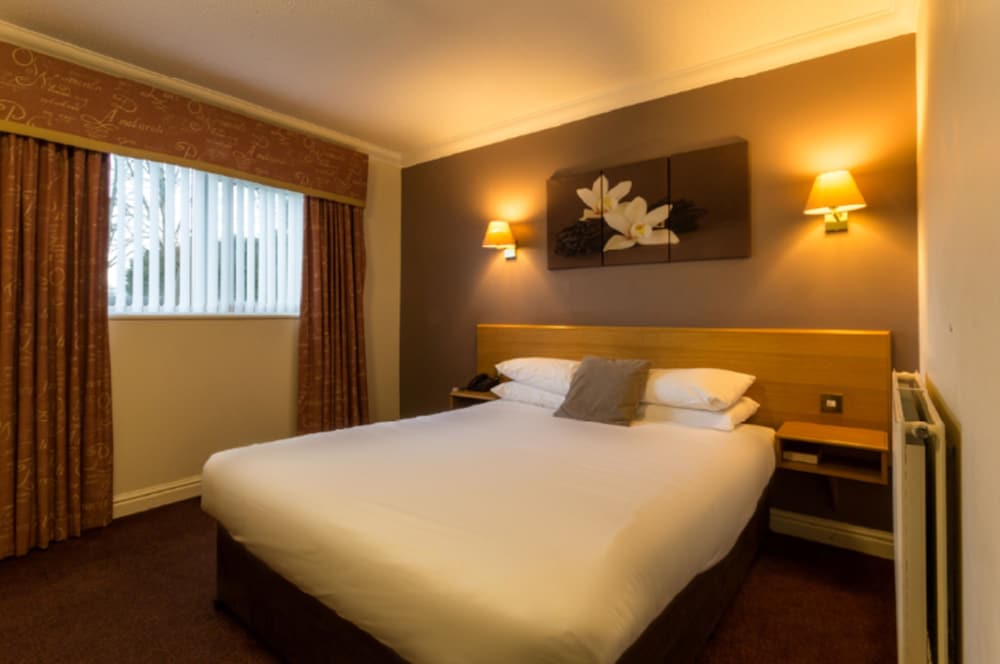 Hotel Wrexham 10/50