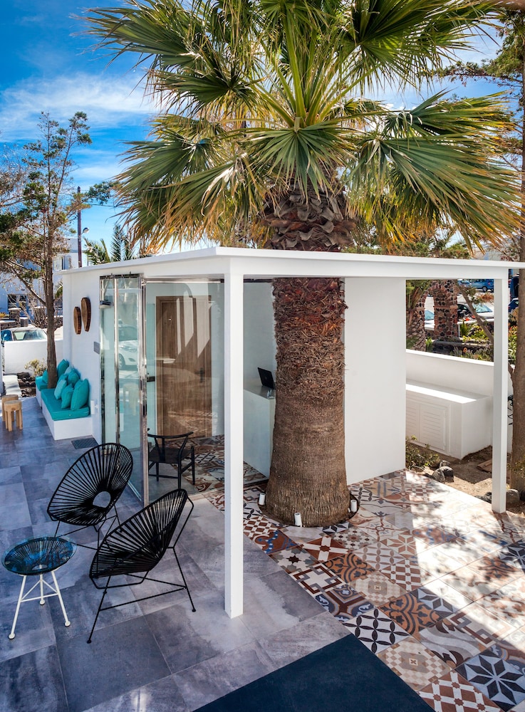 Amity Suites - Adults Only 20/40