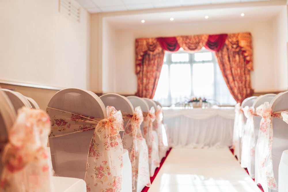 Borough Arms Hotel 22/31