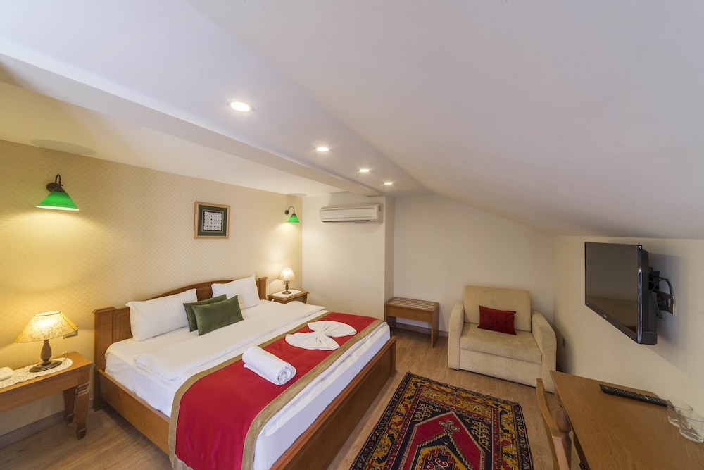 Lalinn Hotel 50/72
