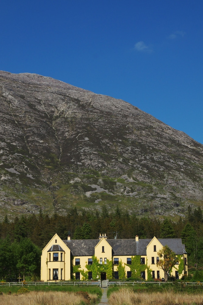 Lough Inagh Lodge Hotel 57/58