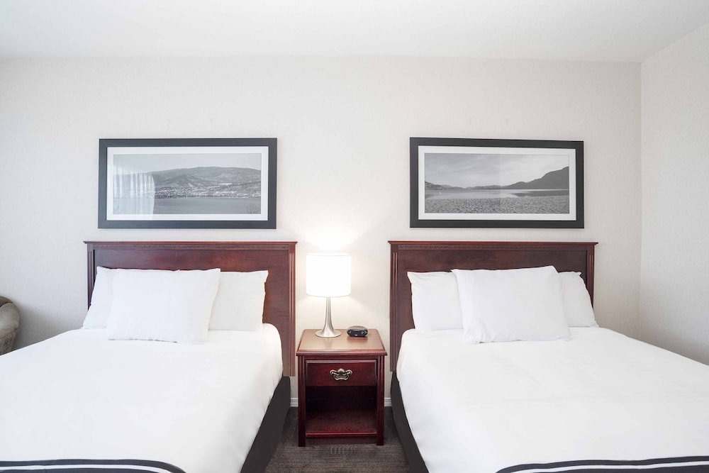 Sandman Hotel Penticton 11/49