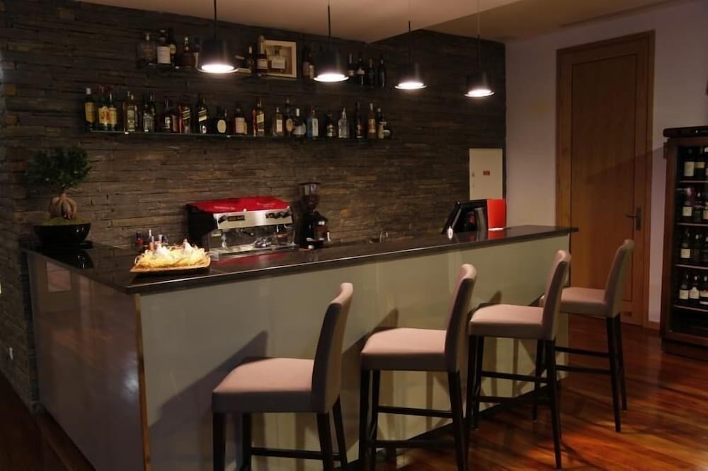 LBV HOUSE HOTEL 35/50