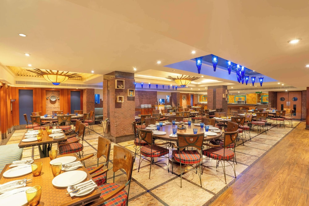 Radisson Blu Hotel Chennai City Centre 33/46
