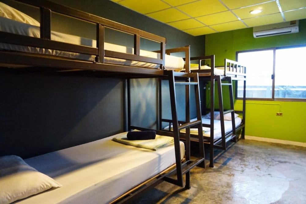 B&B House & Hostel 8/36
