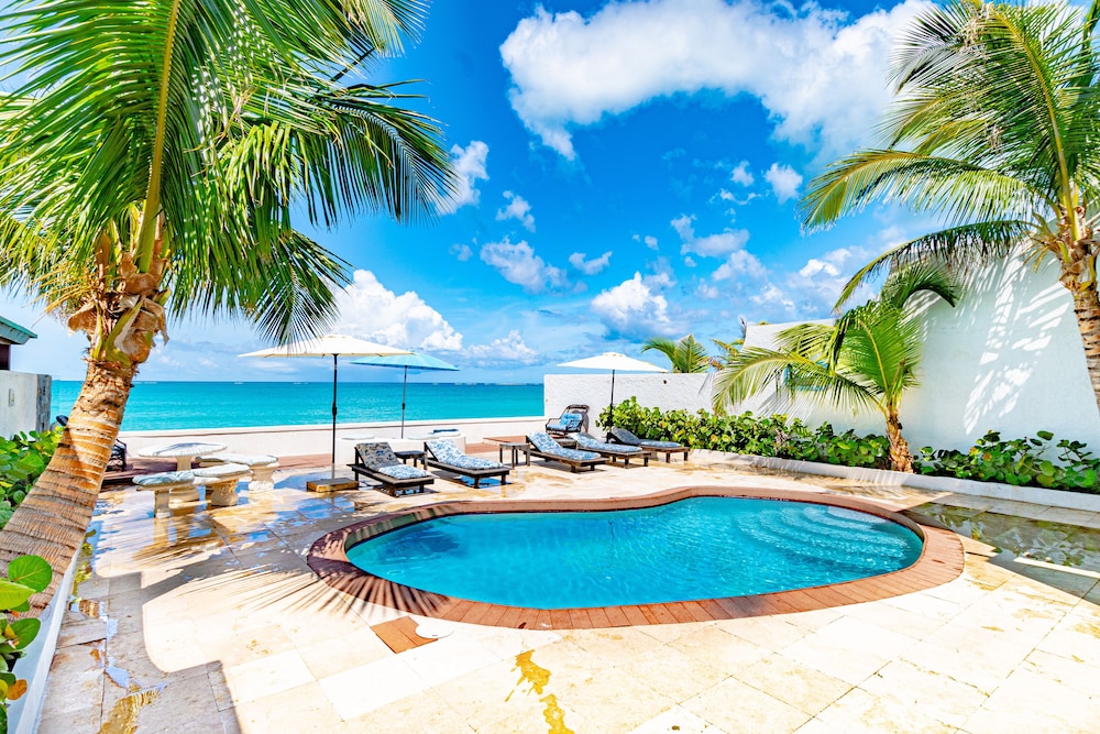 Caprice 14 Cable Beach Luxury Villa 16/24