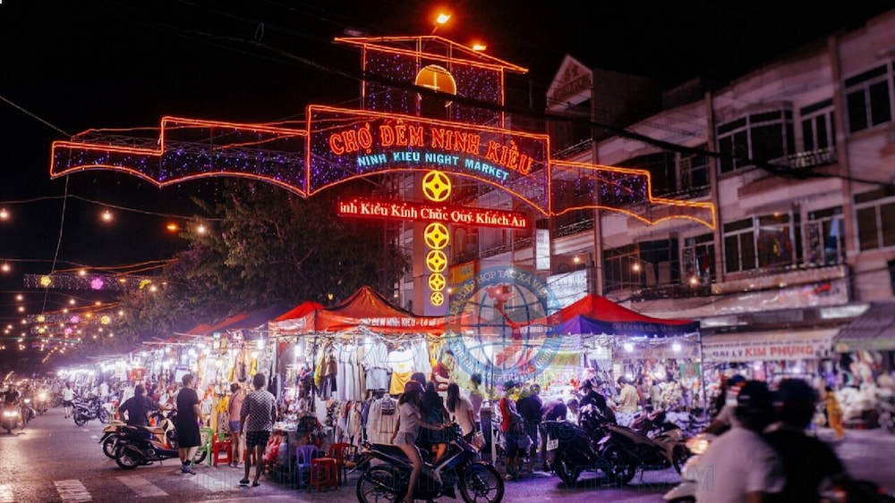 Mango Hotel Hanoi 40/50