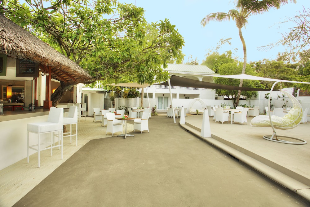 Esprit Libre Restaurant and Guest House 46/53