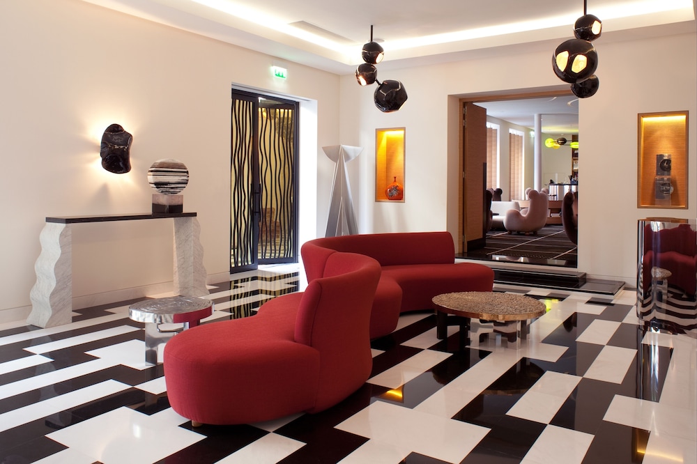 Hotel Marignan Champs Elysees 49/70