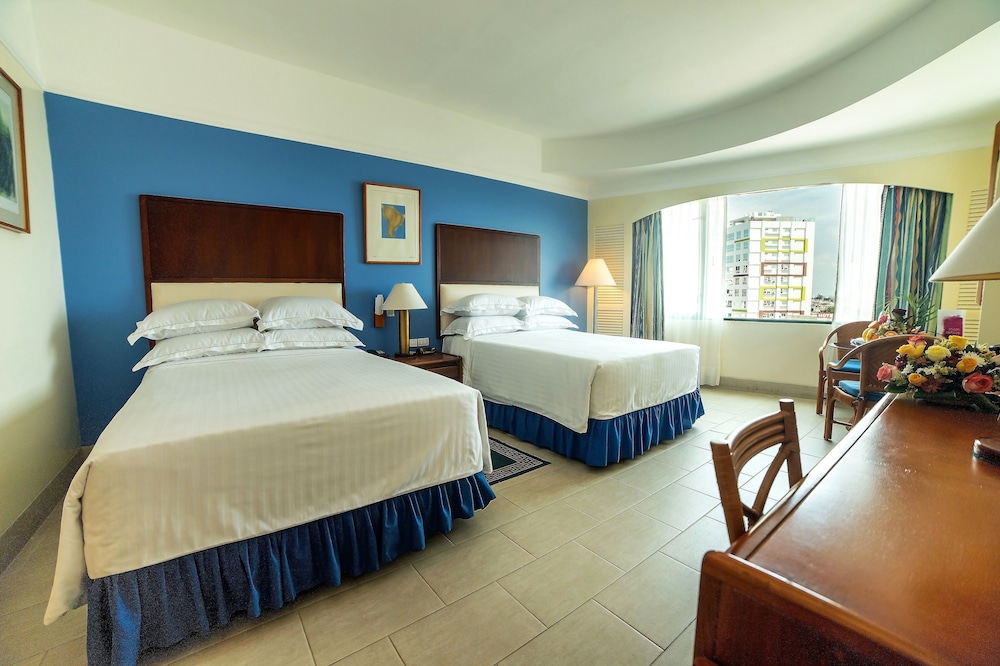 Barcelo Colon Miramar 18/50
