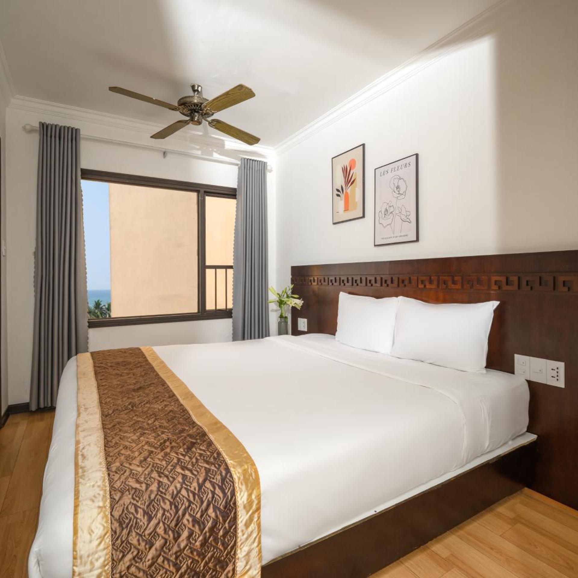 Zenta Hotel 9/28