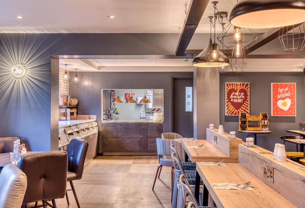 Premier Inn Chelmsford (Boreham) 32/39