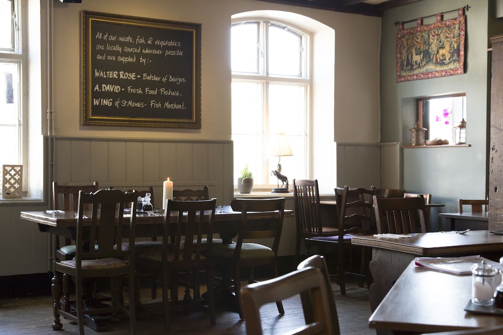 Red Lion - B&amp;B 32/39