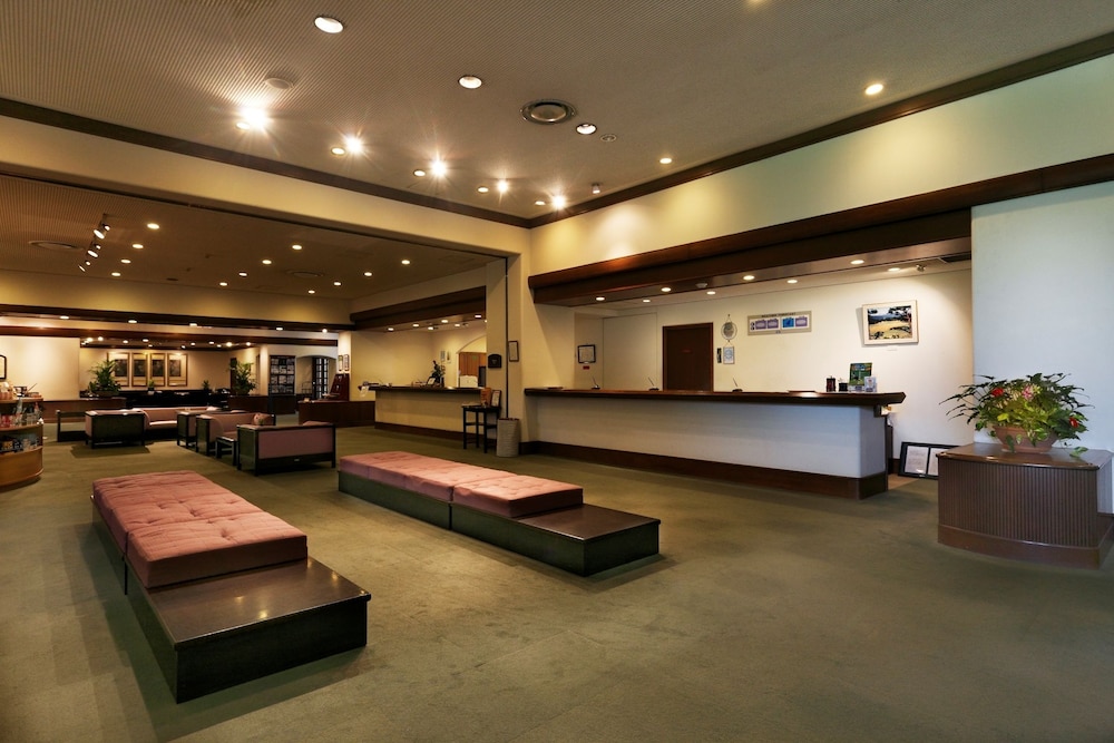SOUTHERN CROSS RESORT 7/68