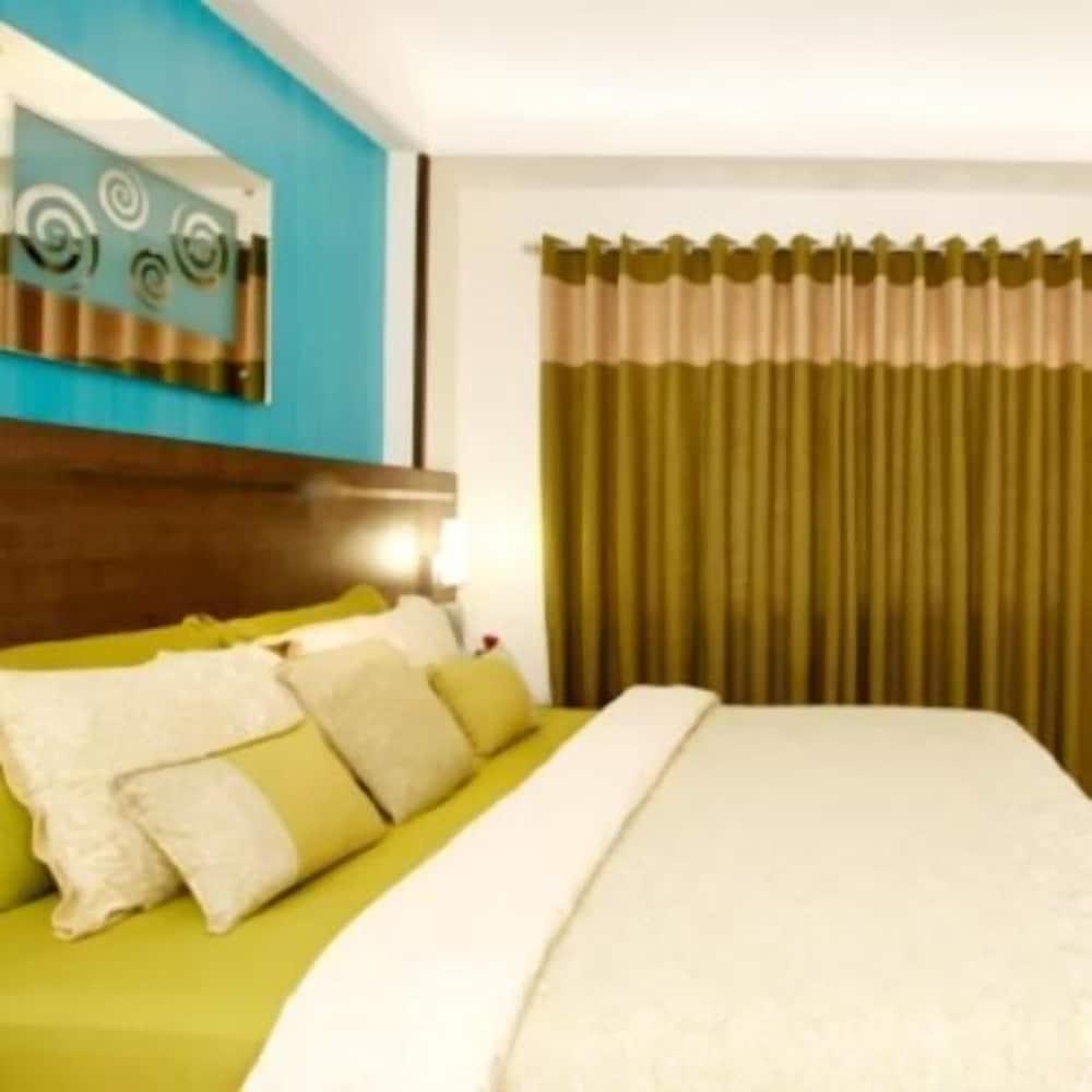 Executive Tamanna Hotel Hinjawadi Pune 24/55