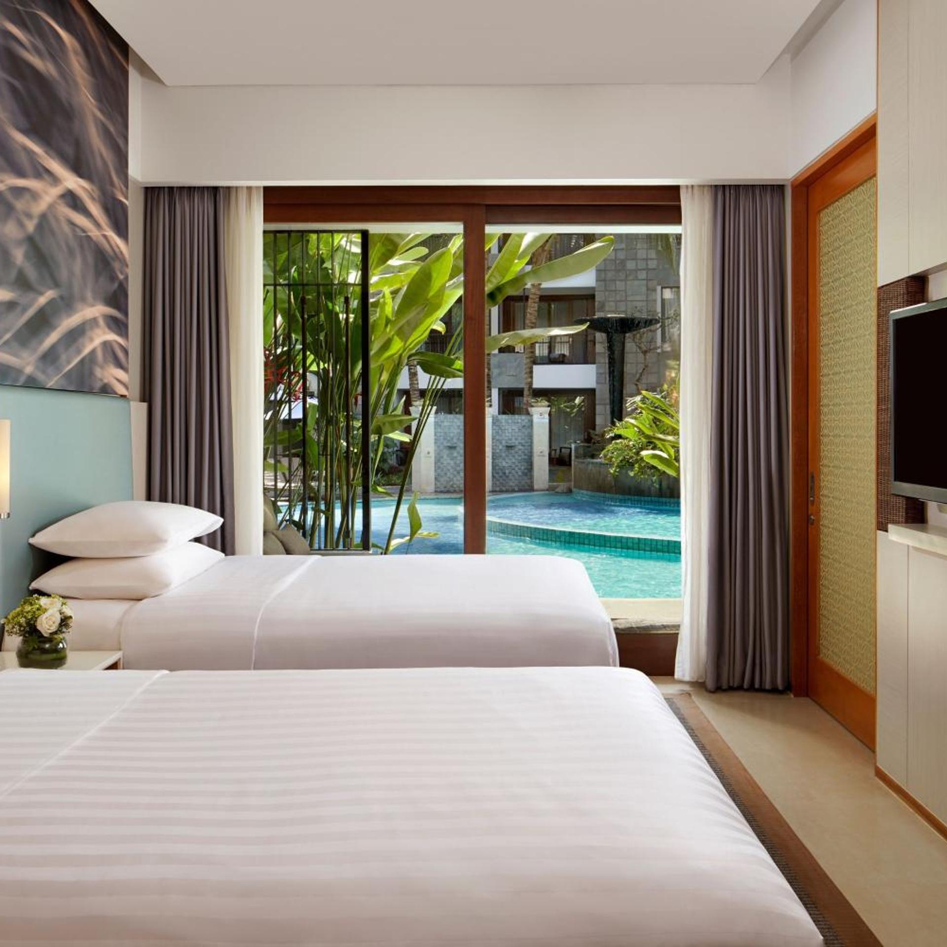 Deluxe, Twin Beds, Pool Terrace
