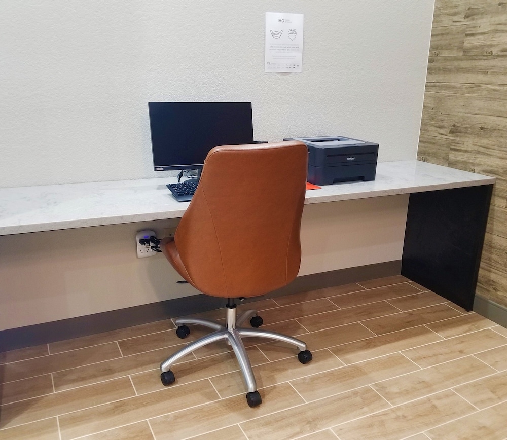 Candlewood Suites Apex Raleigh Area 40/50