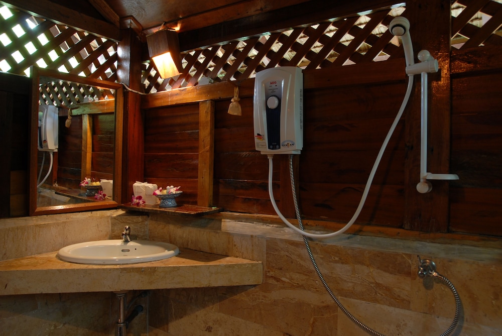 SENSI PARADISE BEACH RESORT 24/50