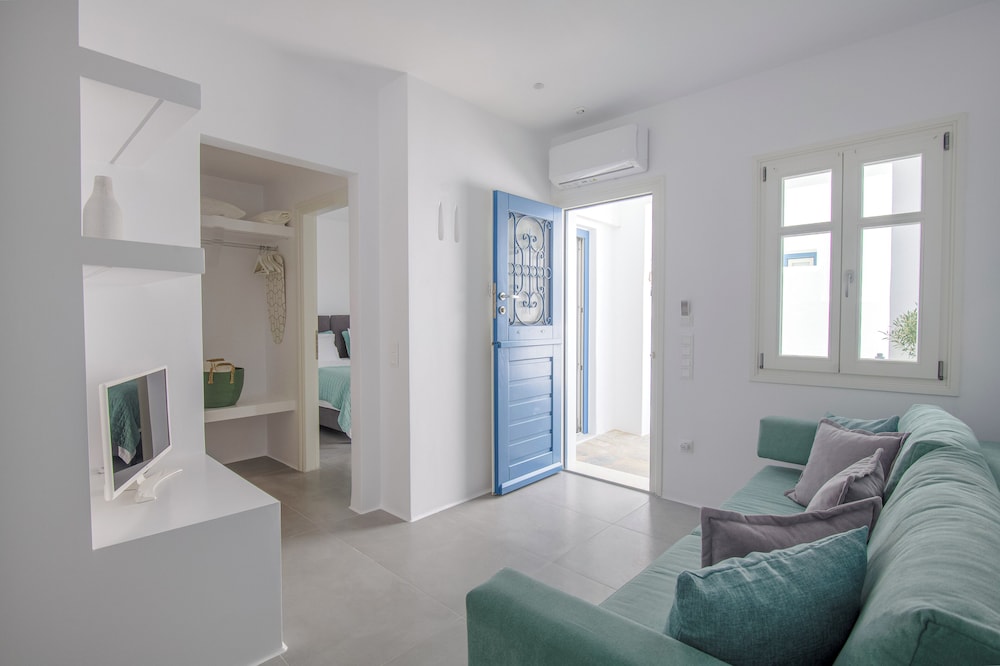 Alexandros Studios And Apartments 55/76