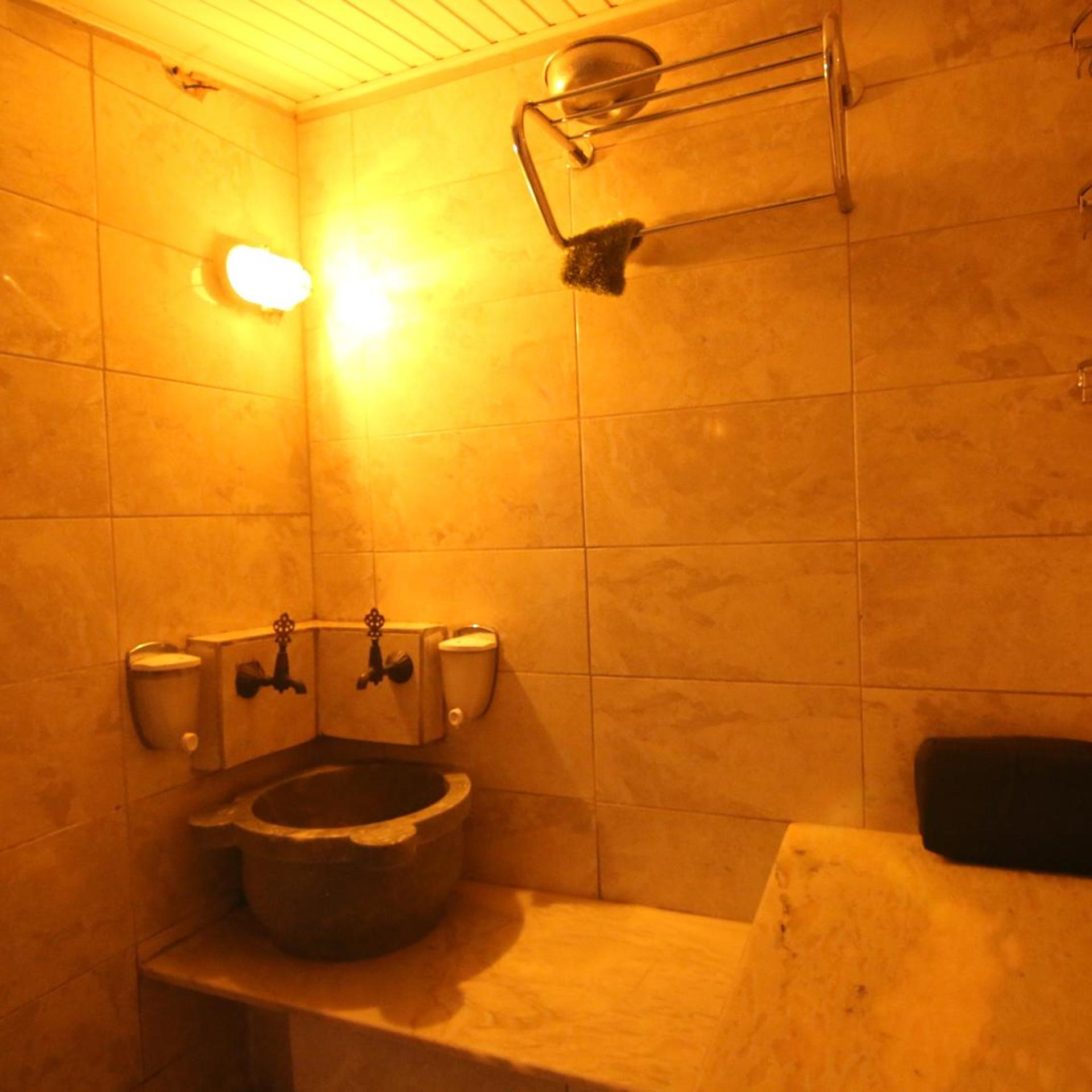 EMIN KOCAK HOTEL 57/75