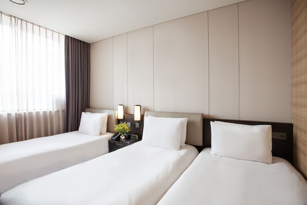 Crown Park Hotel Seoul 17/71