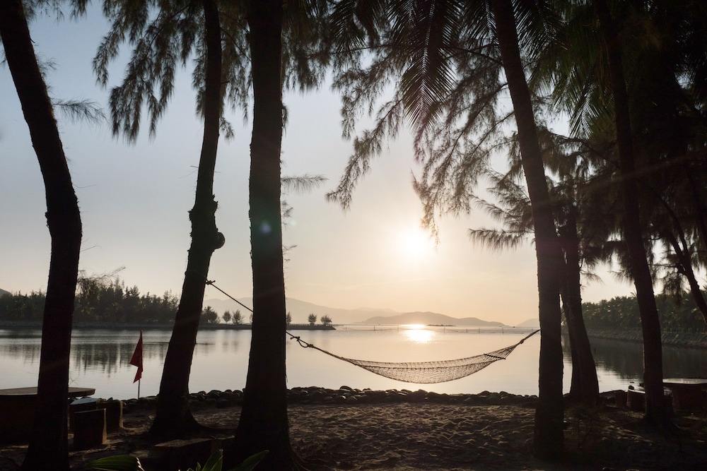 Diamond Bay Resort & Spa 68/74