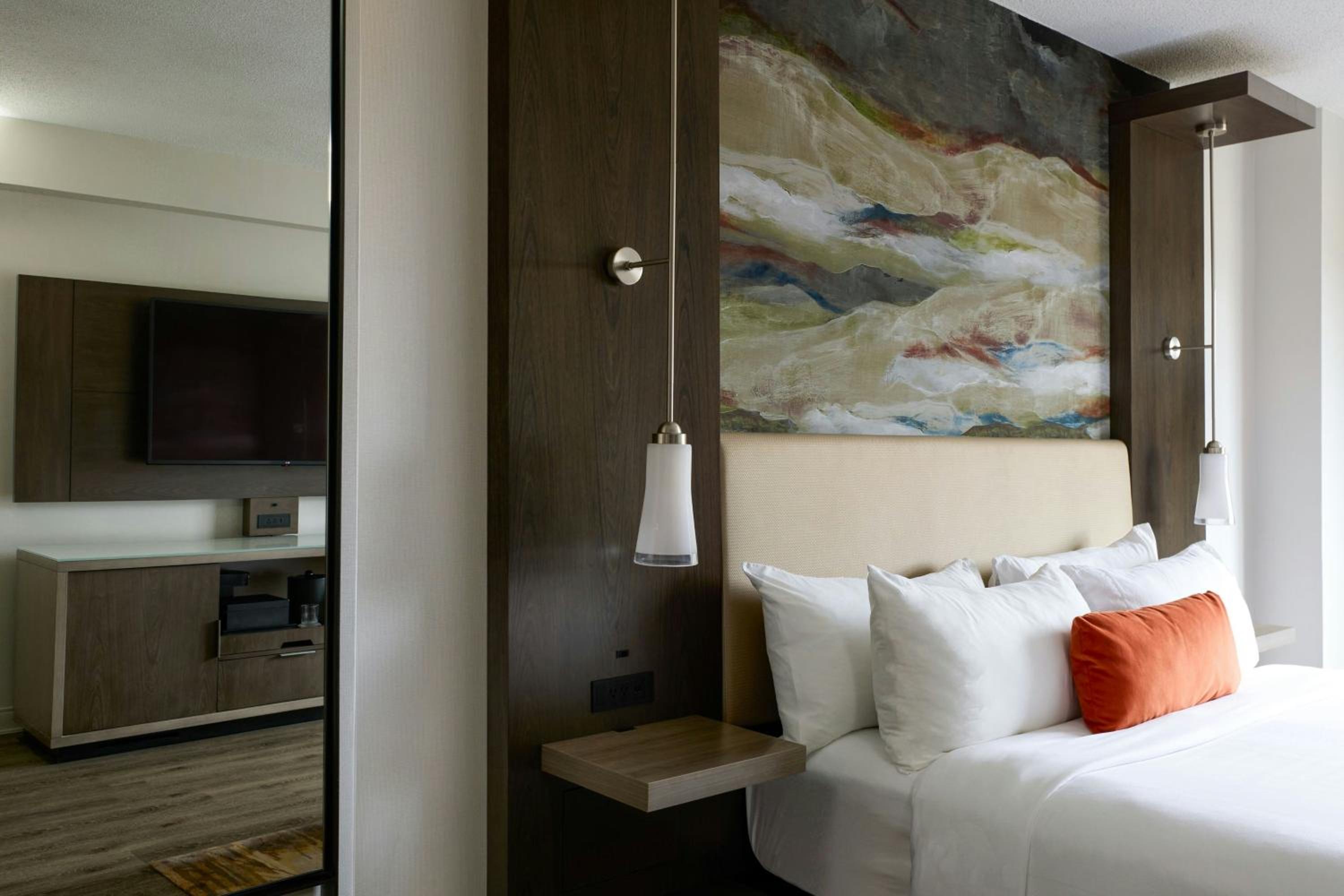غرفة بشرفة، Marriott Meadowview Conference Resort Convention Center 7/15