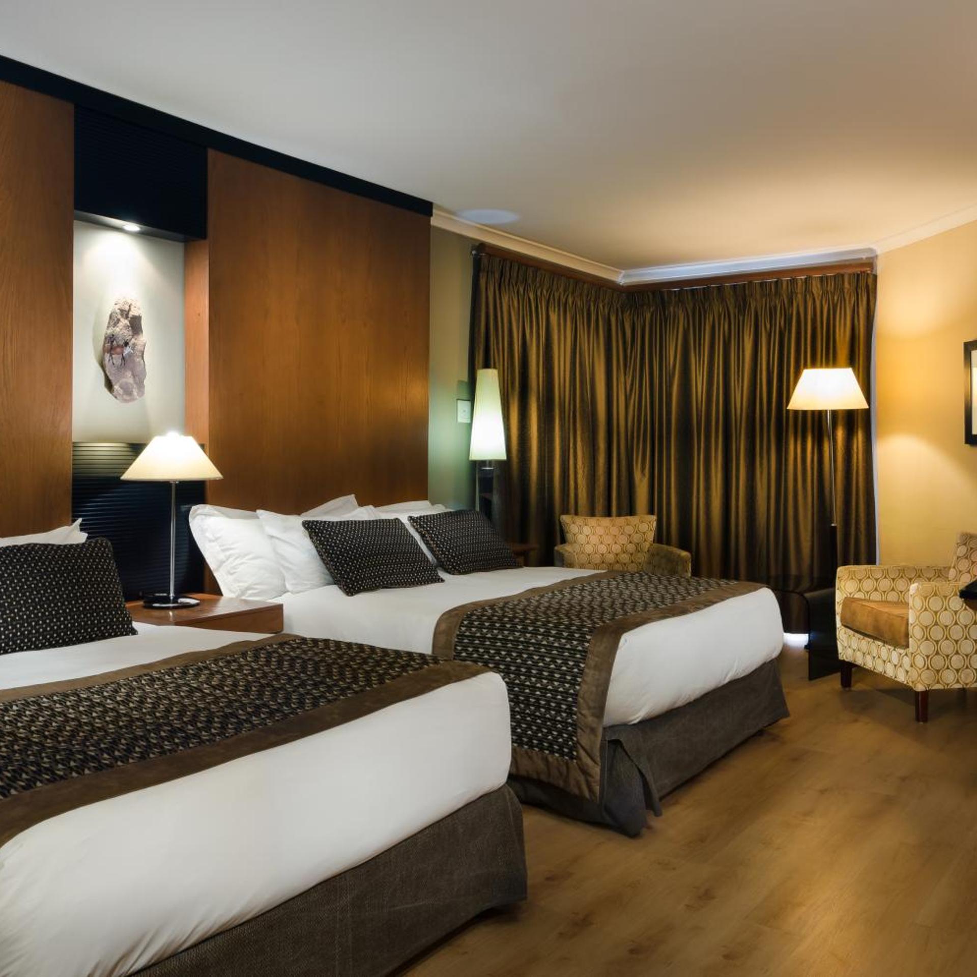 غرفة عائلية، The Oasis Hotel 3/9