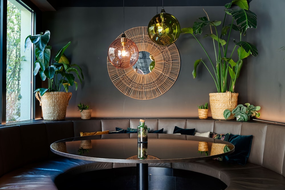 Cocoon Sendlinger Tor 6/50