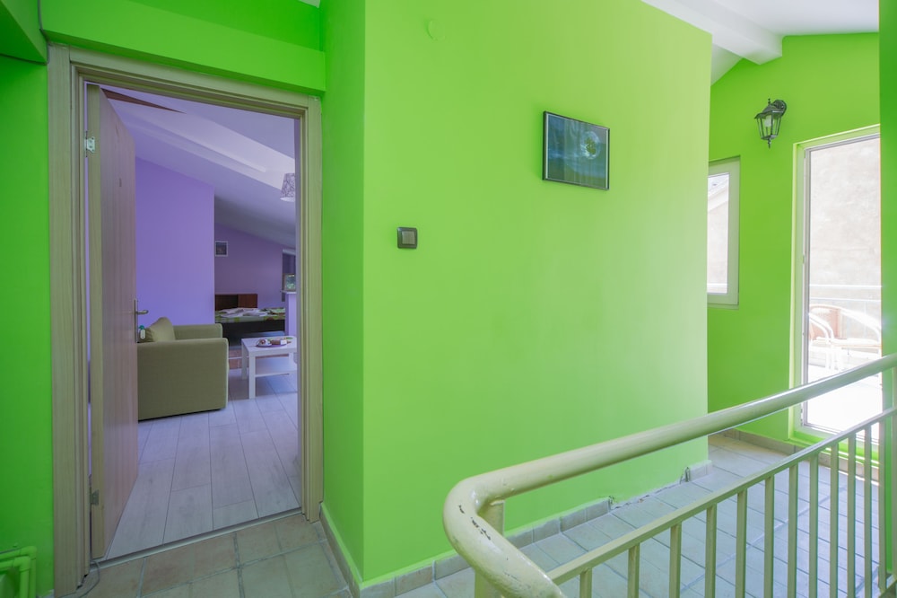 PETER PAN HOUSE 24/40