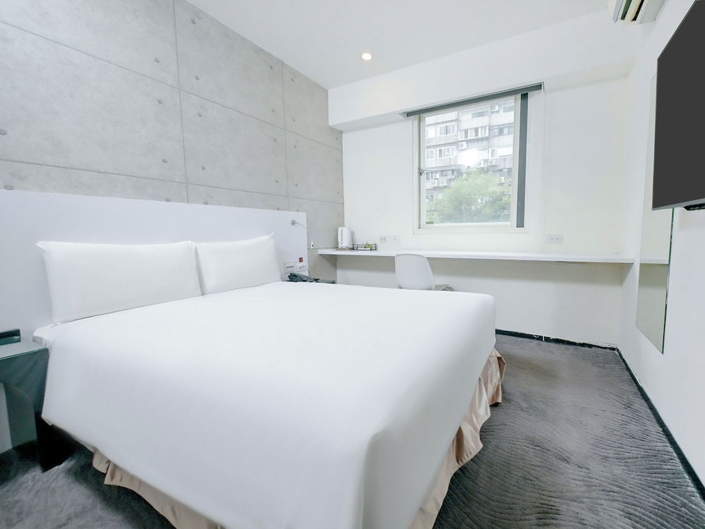 CHECK inn Express Taipei YongKang 23/45