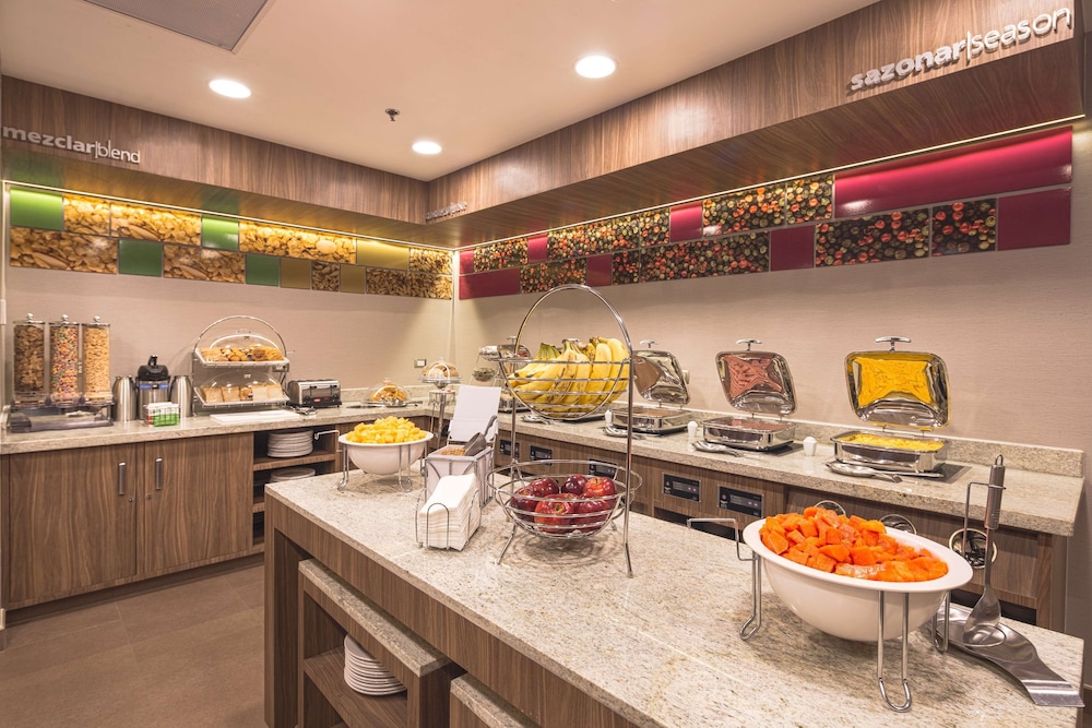 Hampton Inn by Hilton Monterrey Galerias Obispado 47/72