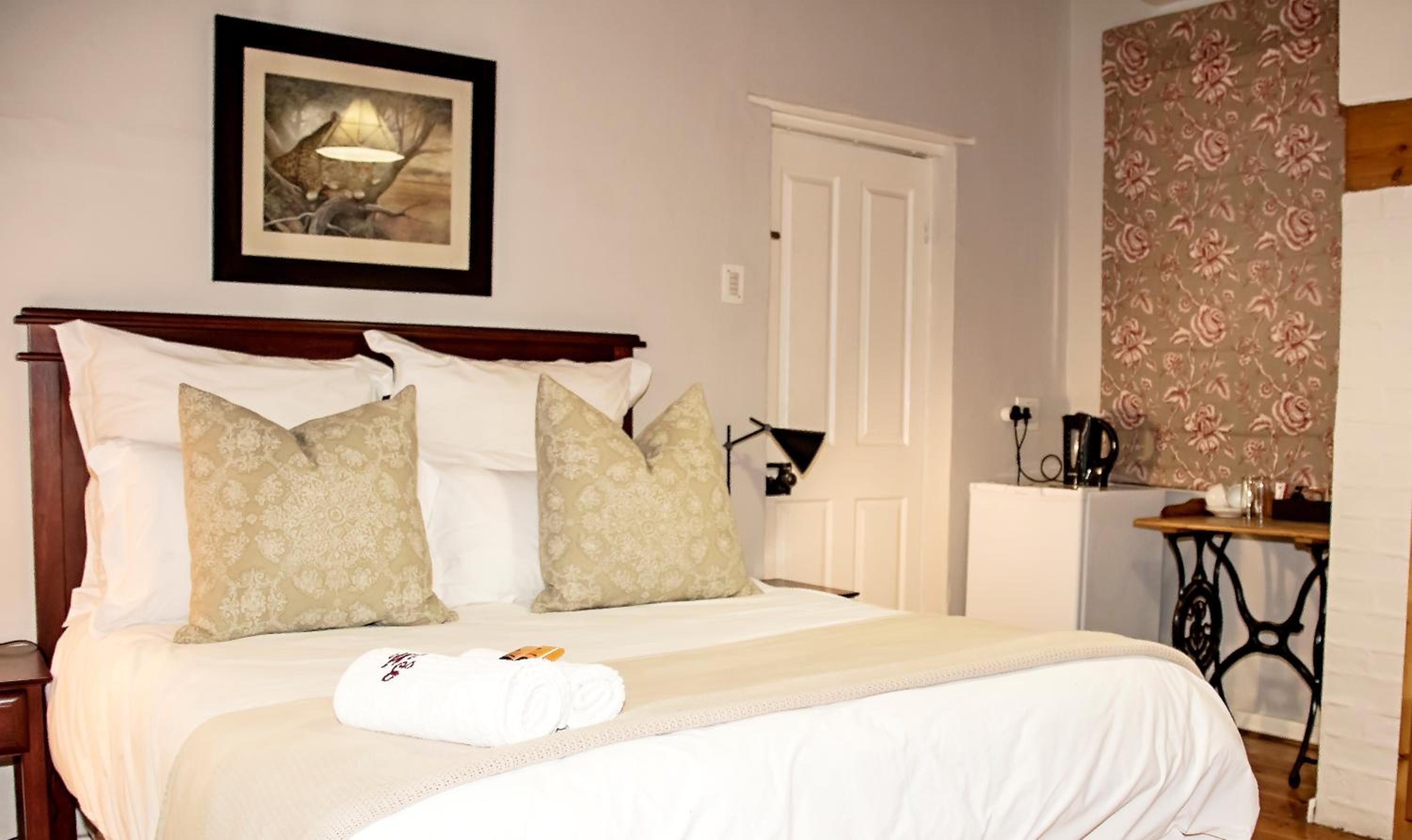 غرفة قياسية بسرير مزدوج، Beaufort Manor Country Lodge 3/7