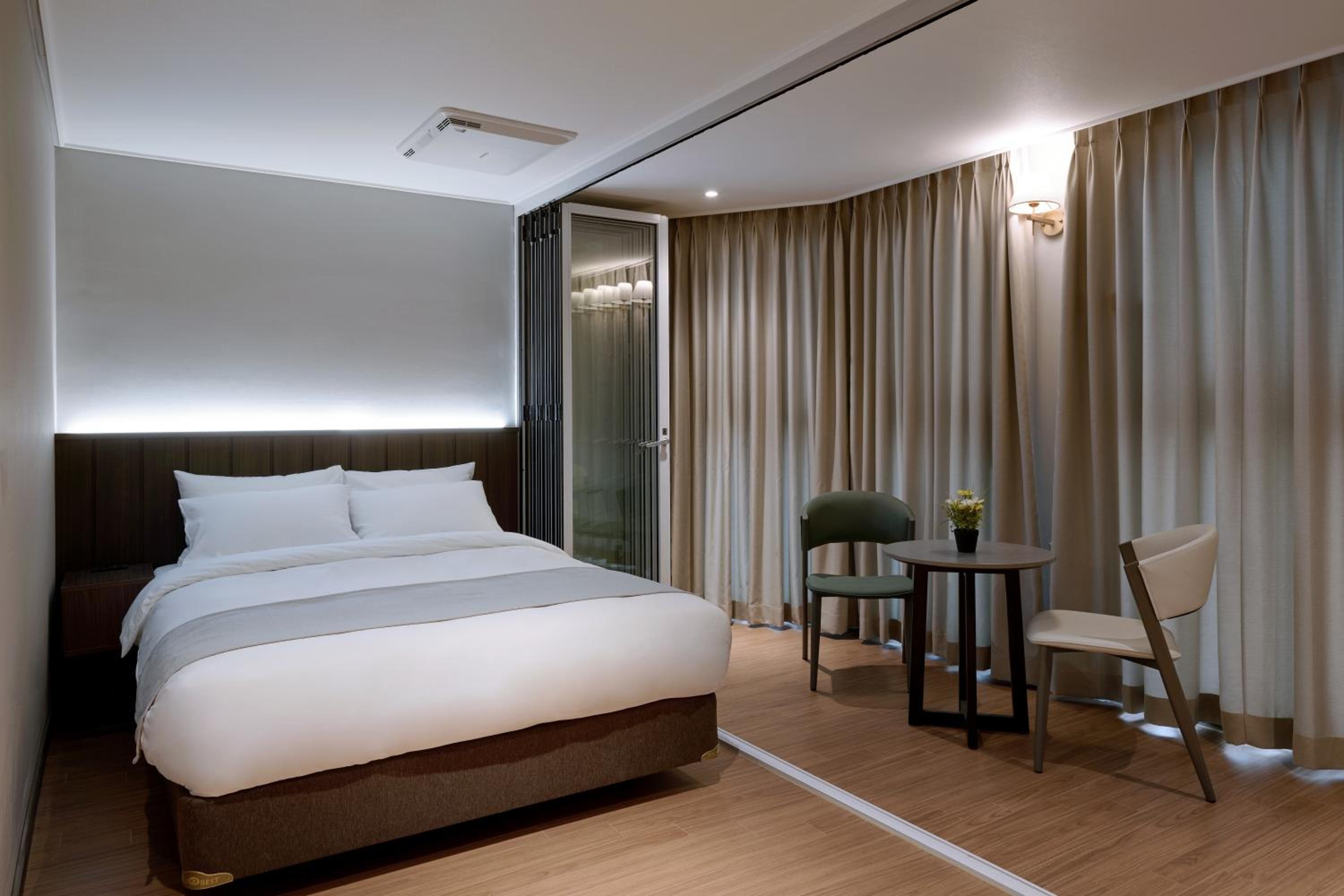 The Hotel Sokcho 22/51