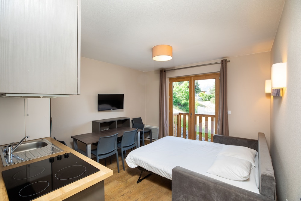 SOWELL RESIDENCES PRA LOUP 14/50