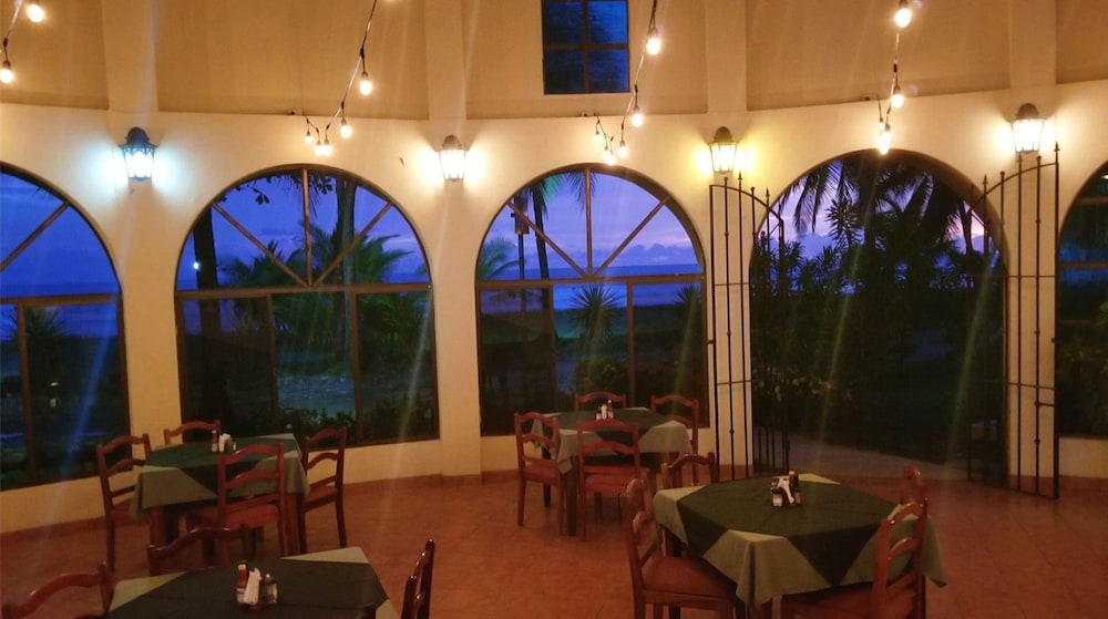 Hotel Delfin Playa Bejuco 27/50