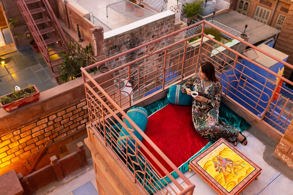 Amritara Manak Haveli, Jodhpur 10/63