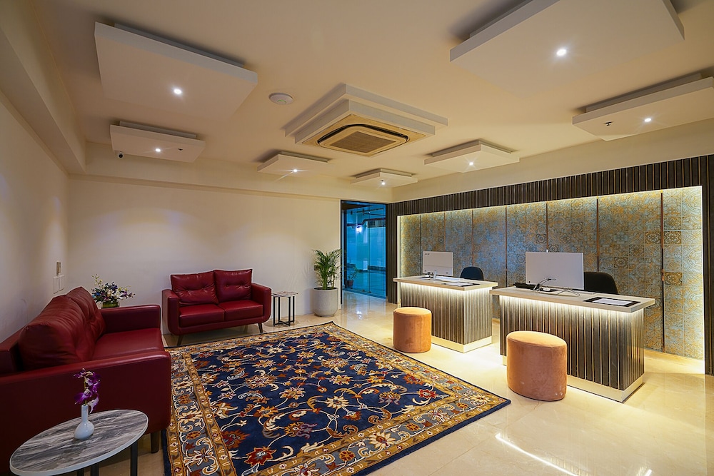 Grand Continent, Malleshwaram - A Sarovar Portico Affiliate Hotel 41/54