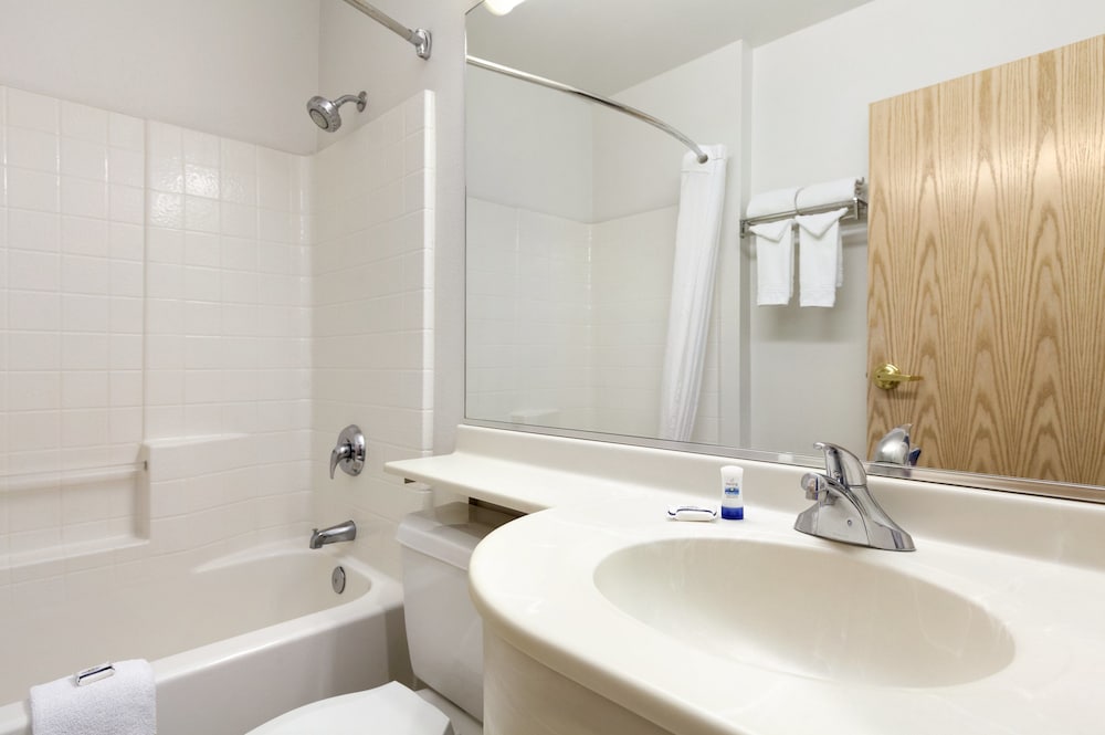 Microtel Inn And Suites Modesto Ceres 21/23
