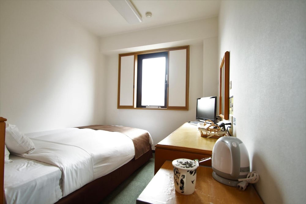 3S Hotel Hiratsuka 9/30