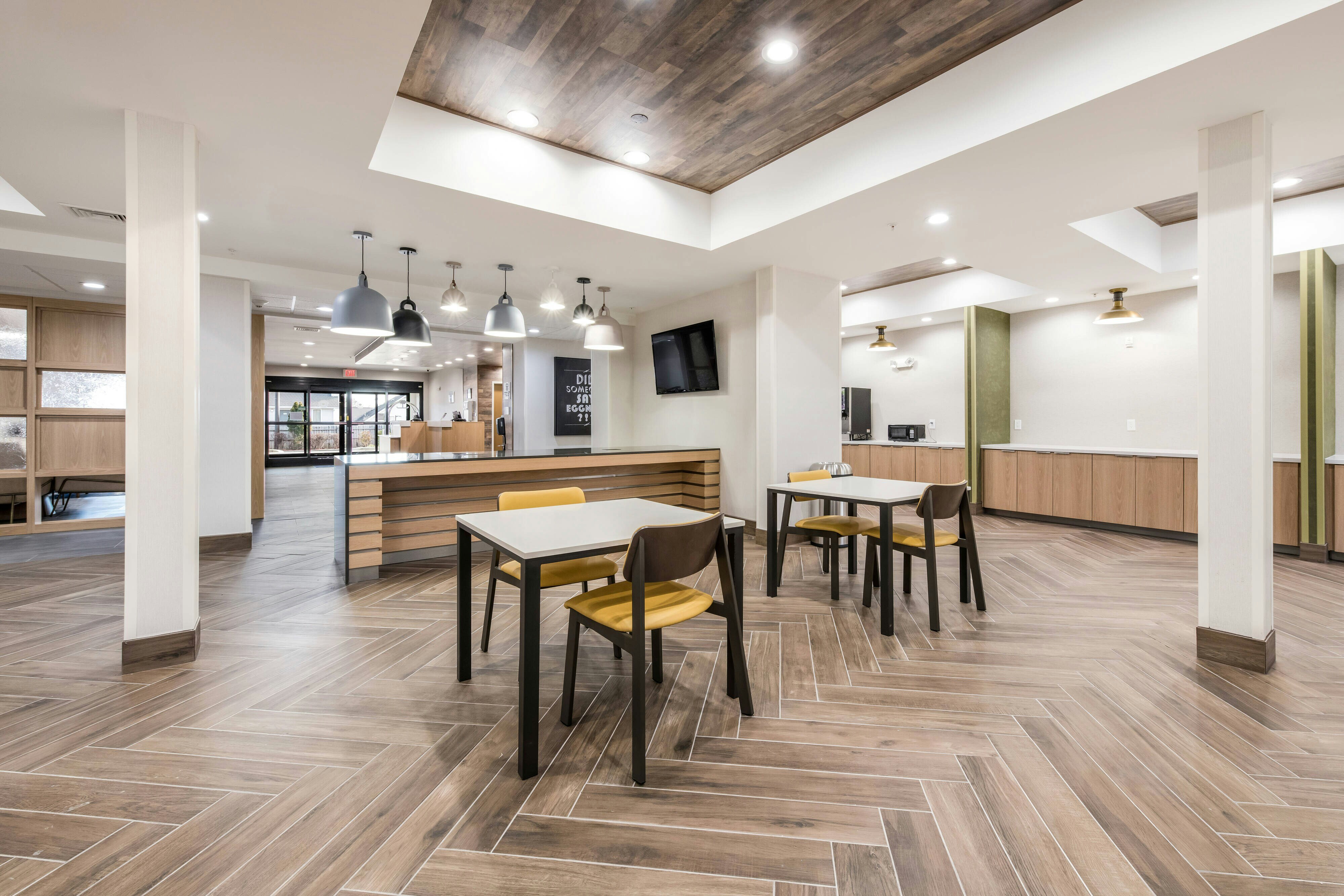 Fairfield Inn Suites Greensboro Coliseum Area 27/32