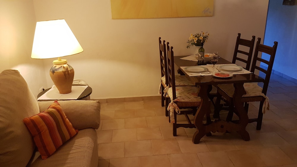 Finca Hotel Can Estades 42/63