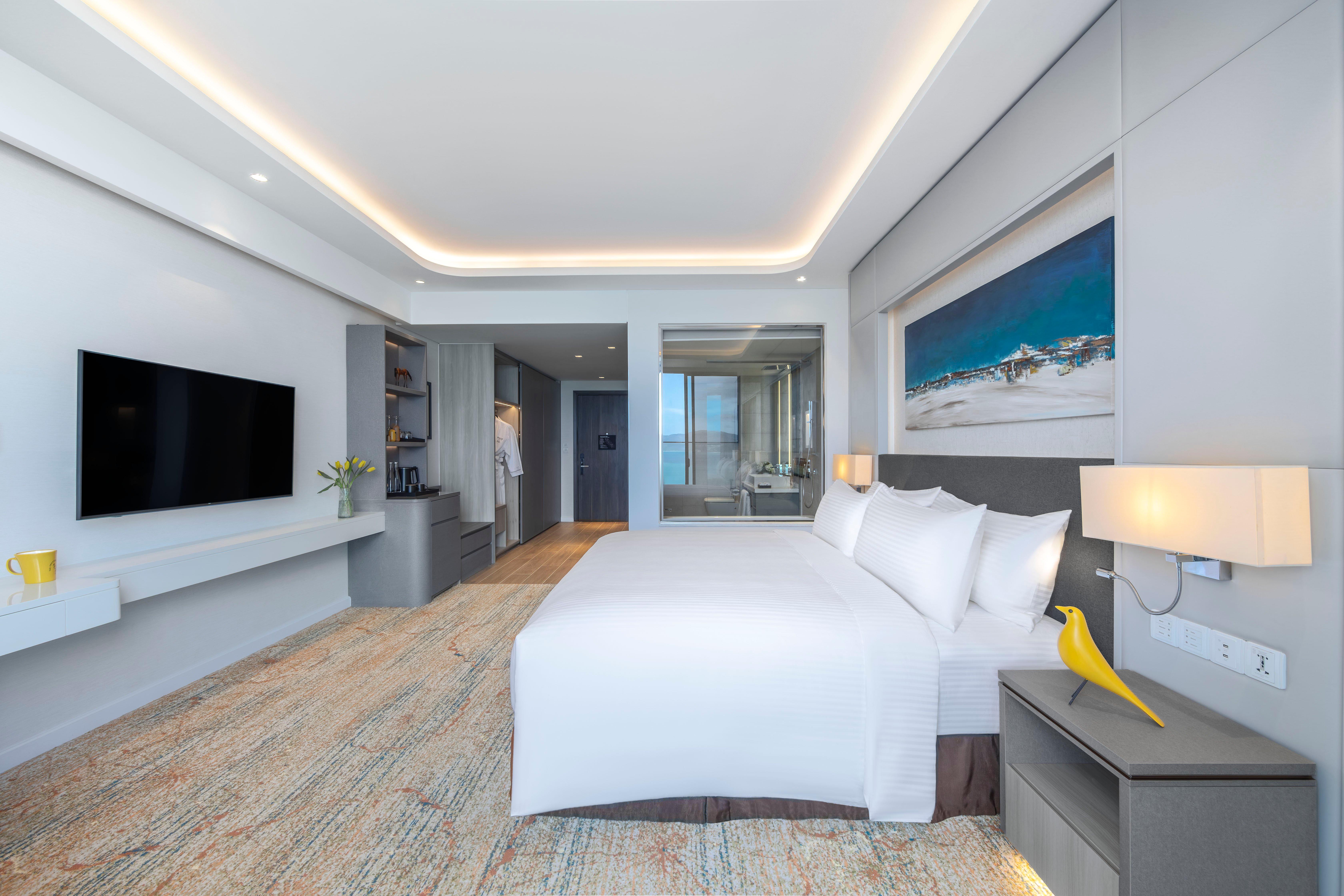 غرفة بريميوم مزدوجة بإطلالة على البحر، Voco Scenia Bay Nha Trang by IHG 2/6