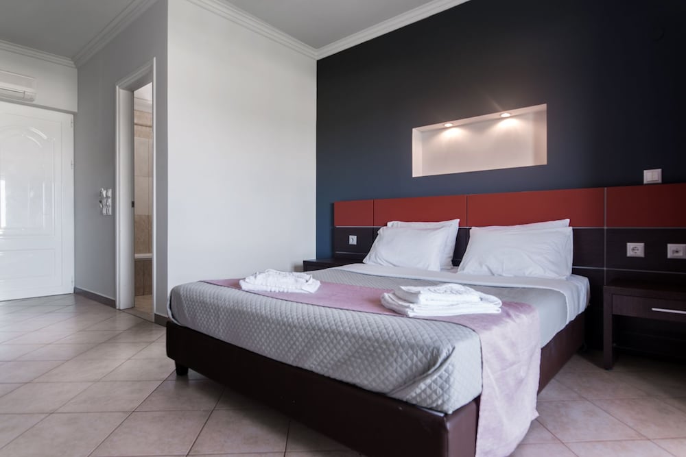SUPERIOR, DOUBLE BED