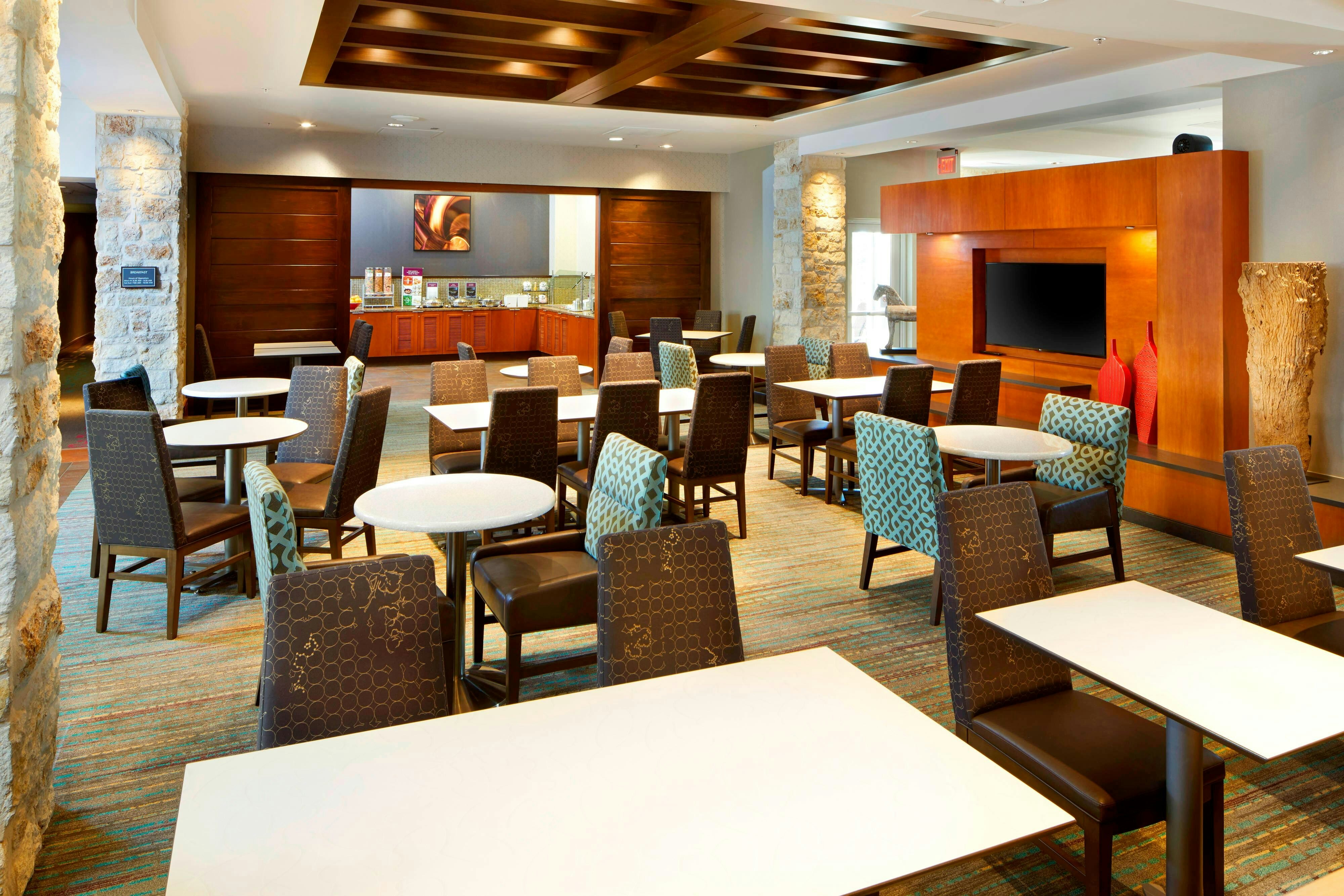 Residence Inn by Marriott San Antonio Six Flags at The Rim 14/25
