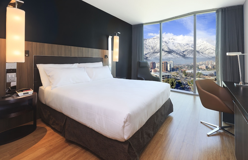 ICON HOTEL 6/58