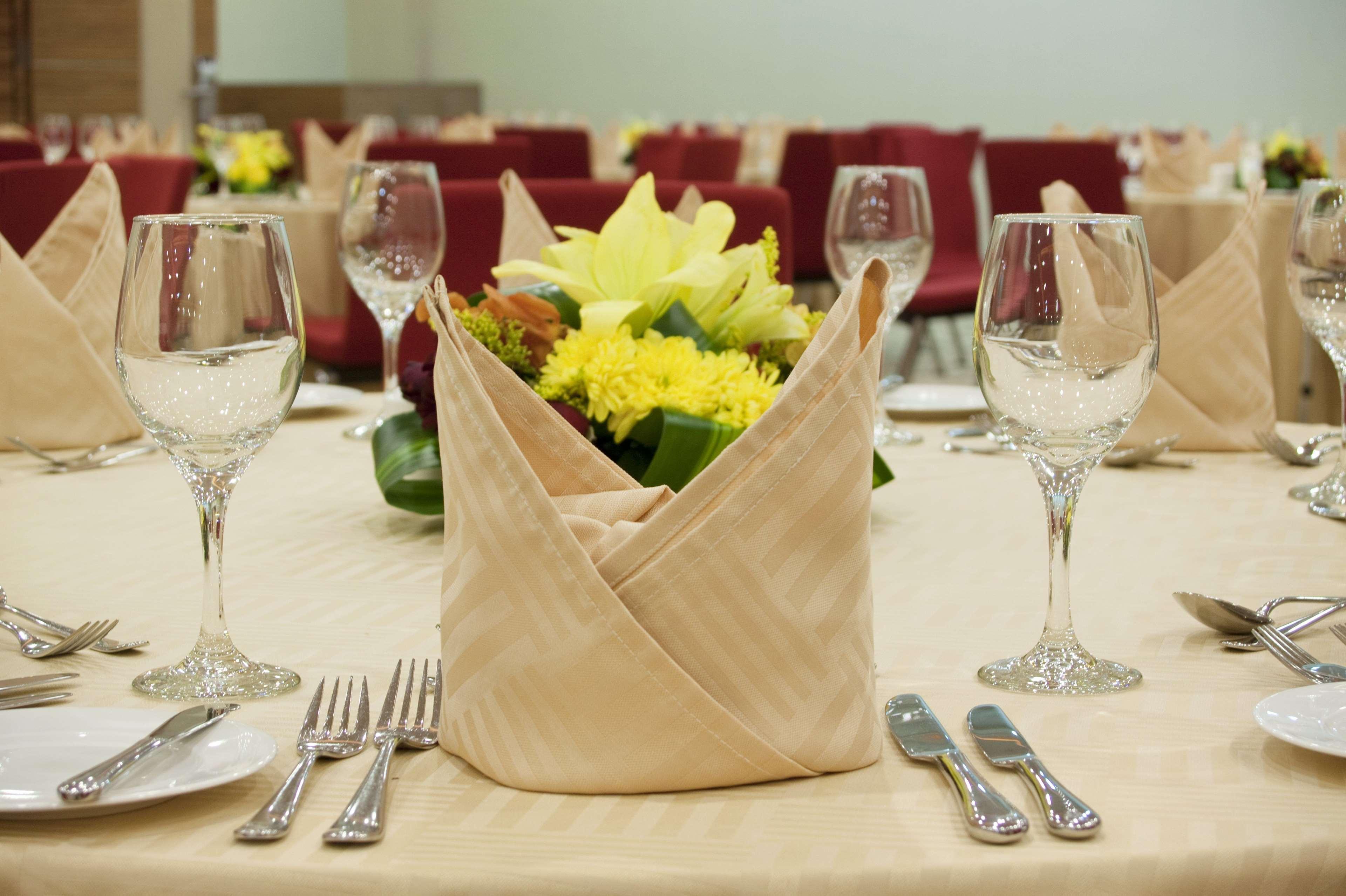 هيلتون جاردن إن الرياض العليا(Hilton Garden Inn Riyadh Olaya) 30/33