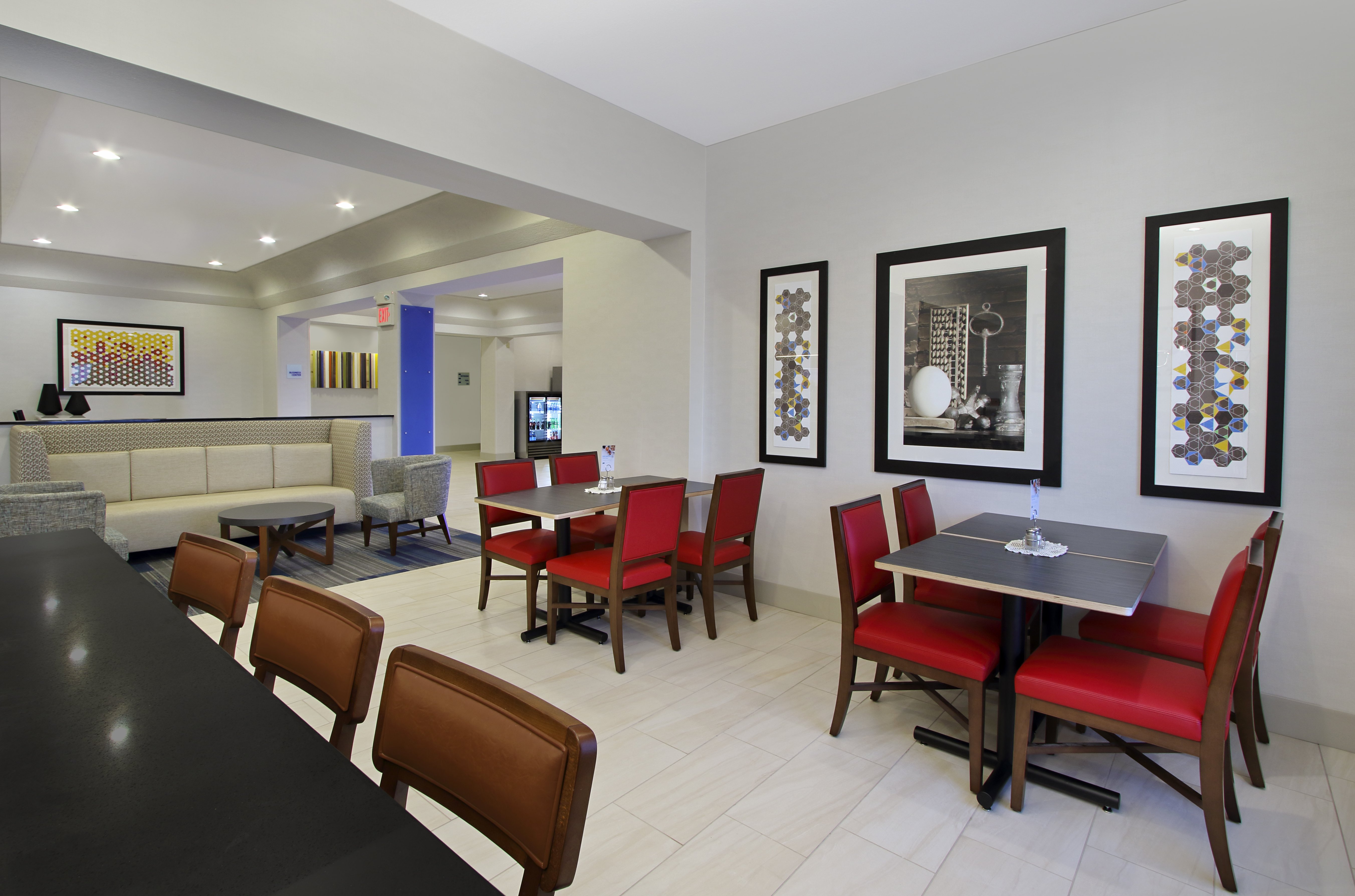 Holiday Inn Express Boonville 37/50